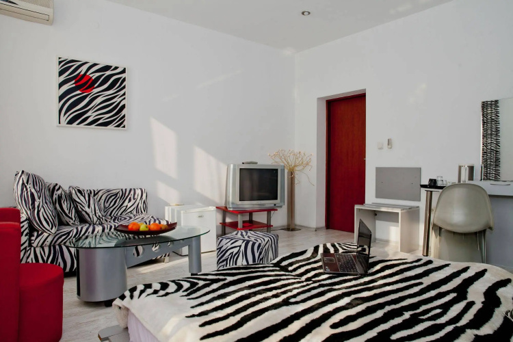 Scotty's Boutique Hotel