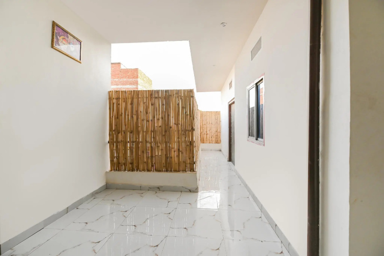 OYO 72739 Hotel New Destination