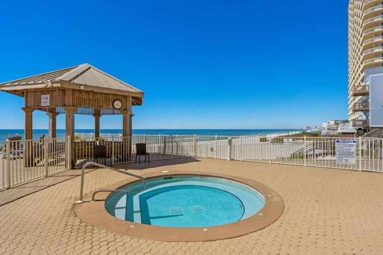 Treasure Tides3br Beachfront Corner Unit Sleeps 8 With Stunning Gulf Views!