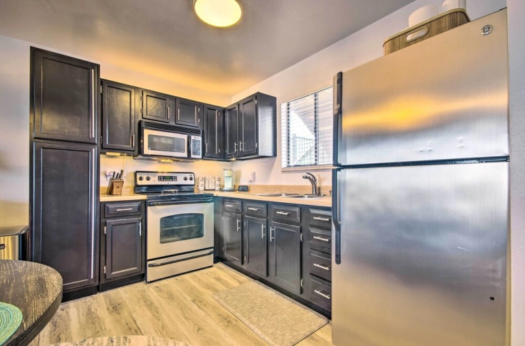2 Bedrooms Apartment