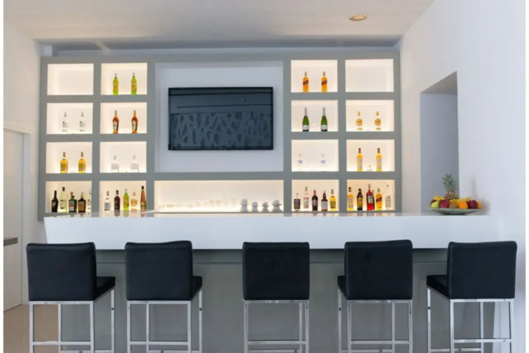 Bianco Hotel