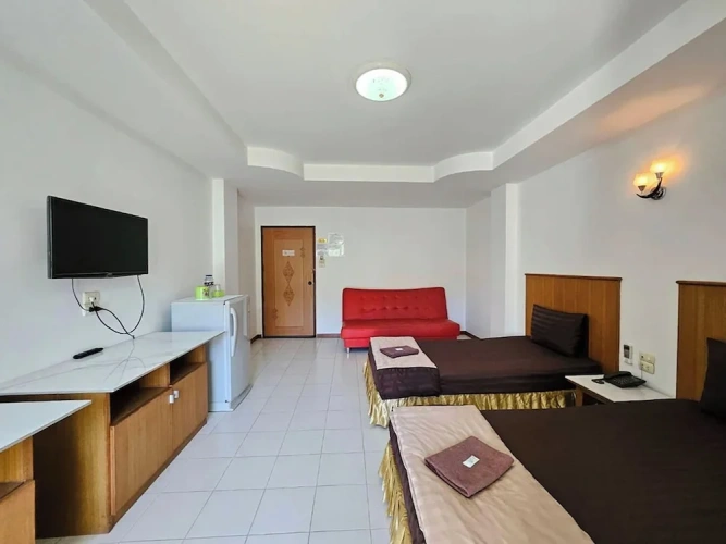 Standard Twin room with balcony