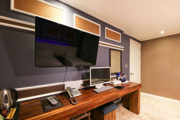 CC Business Hotel