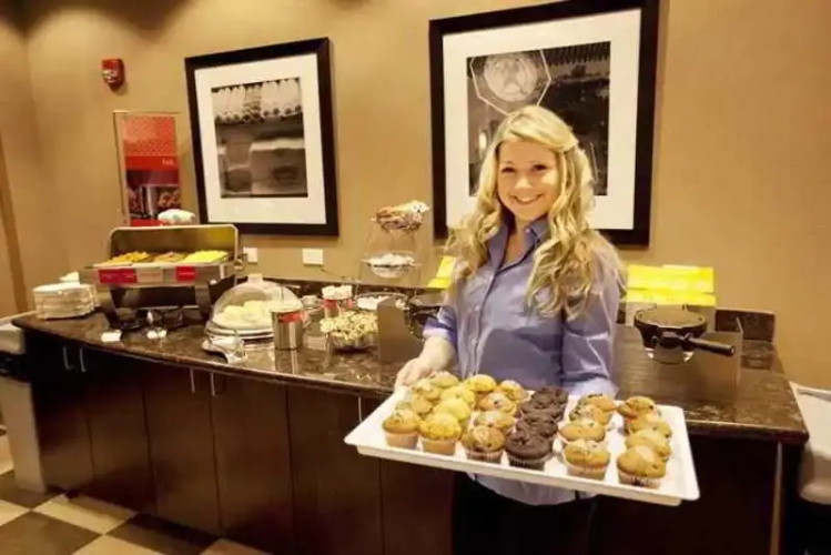 Hampton Inn & Suites Seattle Kent WA