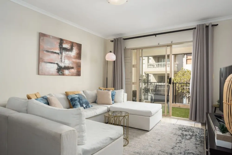 Deluxe Apartment with balcony