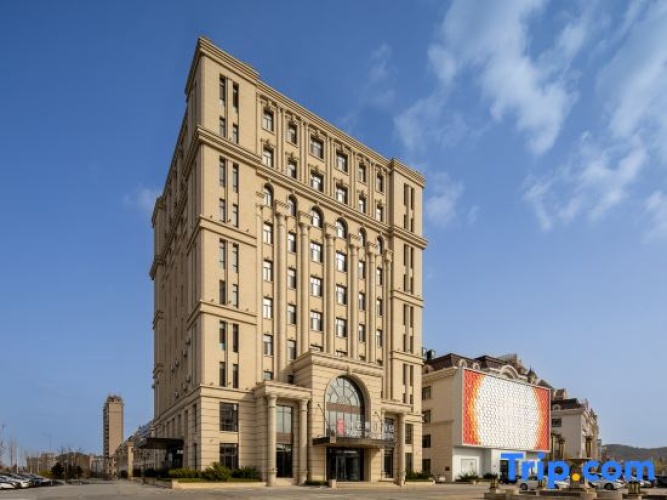 Rezen Dong Hotel (Zhuanghe Wanda Plaza)
