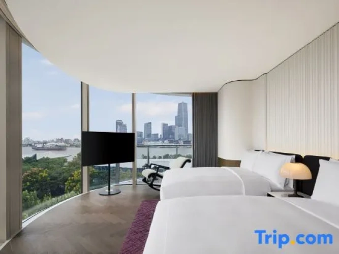 Deluxe Double Suite