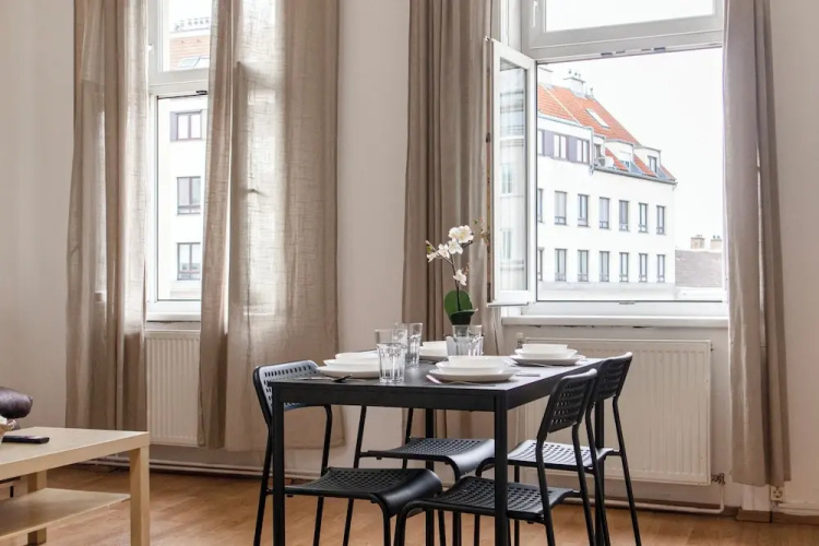 Comfy 2BR Apt Central Vienna