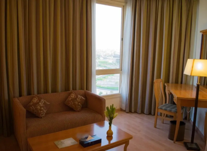 Le Royal Express Salmiya Hotel