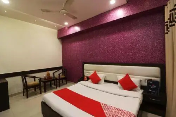 Hotel G C Regency