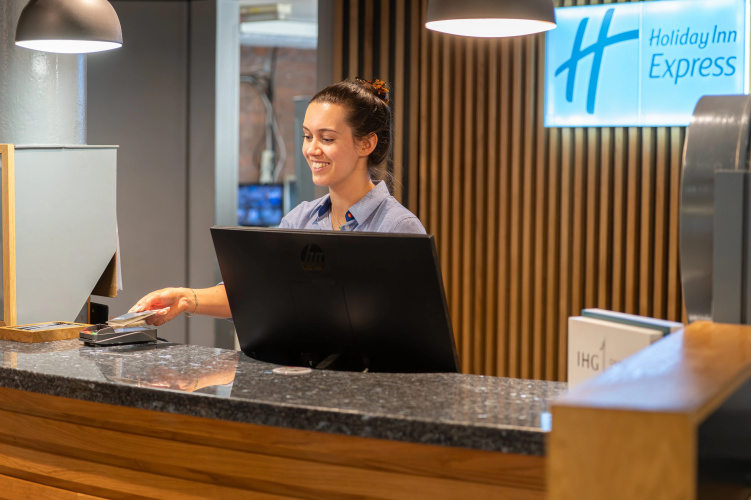 Holiday Inn Express Albert Dock photo 25