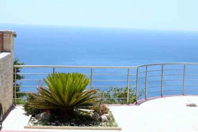 Maistros Villa