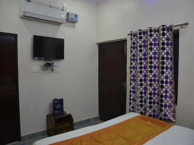OYO Rooms Cantt Roadways Varanasi