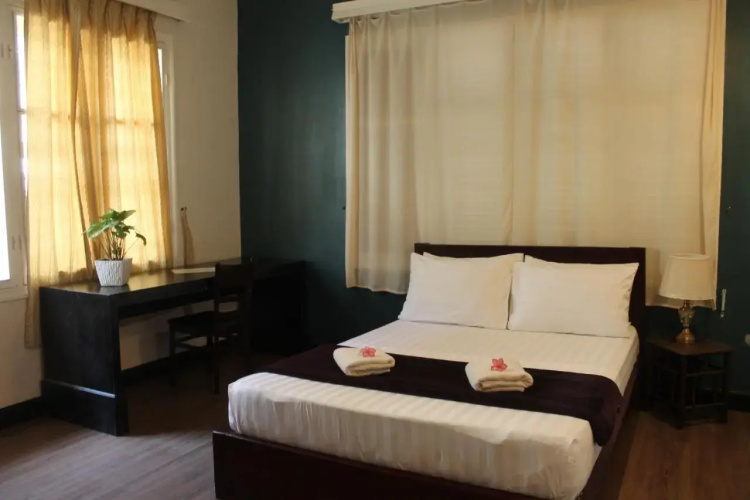 Frangipani Villa-60s Hotel