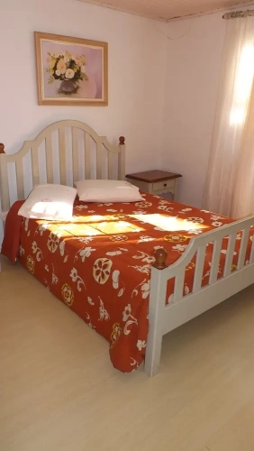 3 Bedrooms Cottage