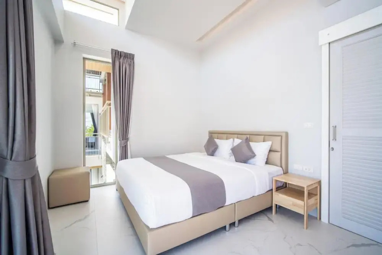 Classic Modern Pool Villas Rawai 3BR