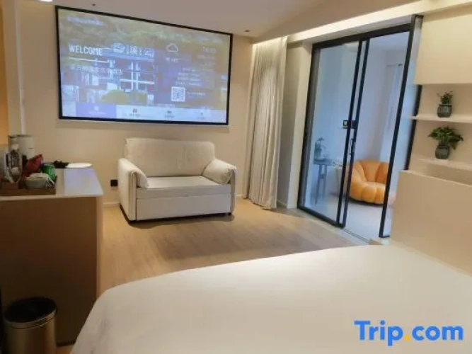 Standard Double room with mountain view