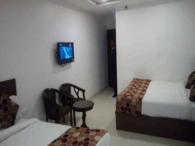 Hotel Delux Inn