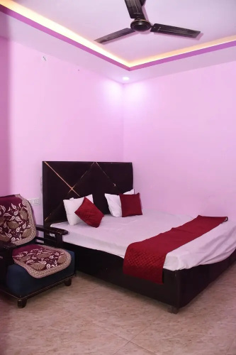 Dev In & homestay