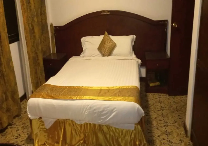 Victory royal hotel