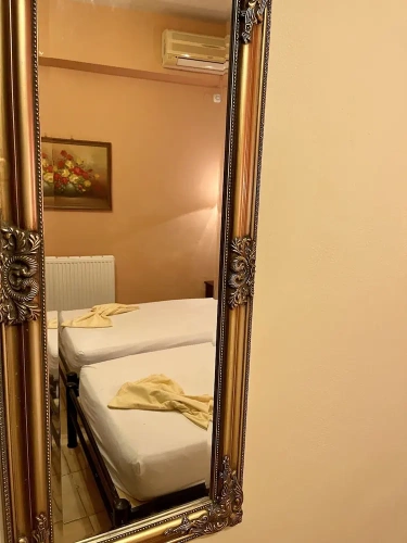 Economy room