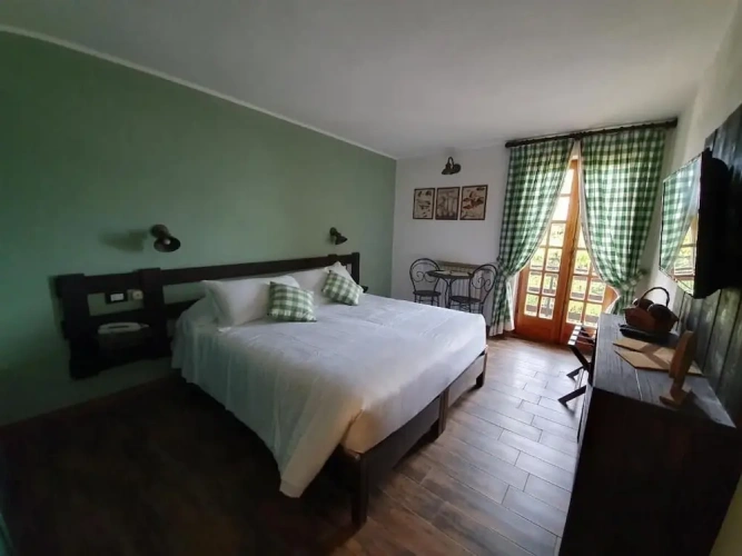 Standard Double room with balcony