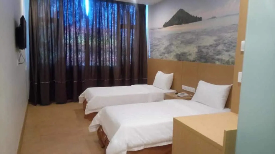 D Arc Hotel