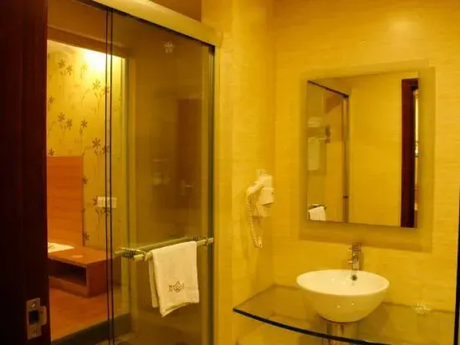 Jia Hu Hotel