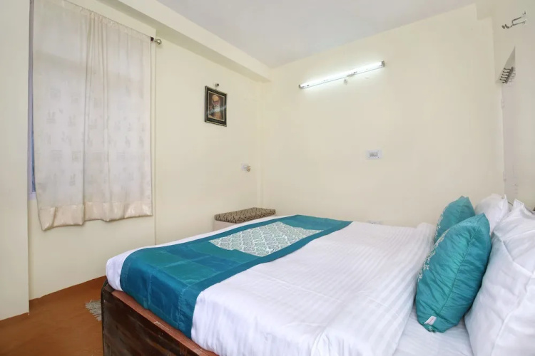 OYO 10869 Home 2BHK Kaithu Shimla