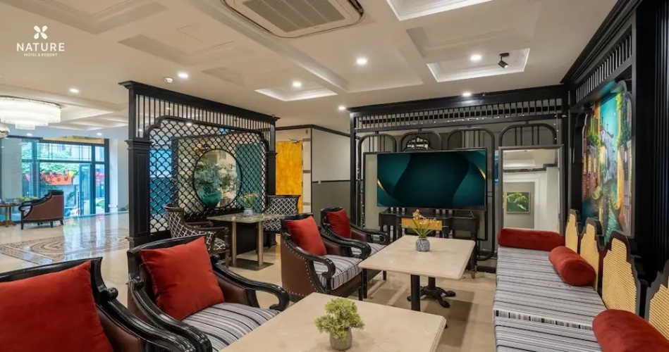 Nature Hotel - Ba Dinh