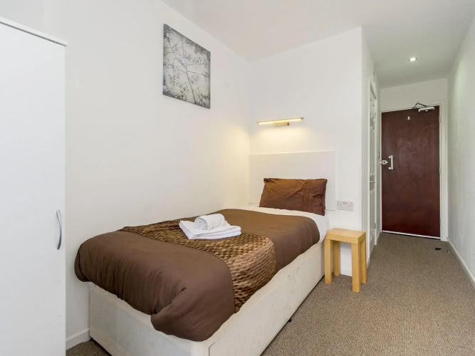 Cotswold Hotel