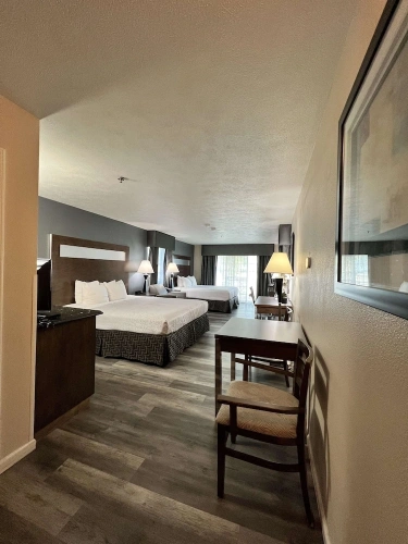 Standard room with balcony