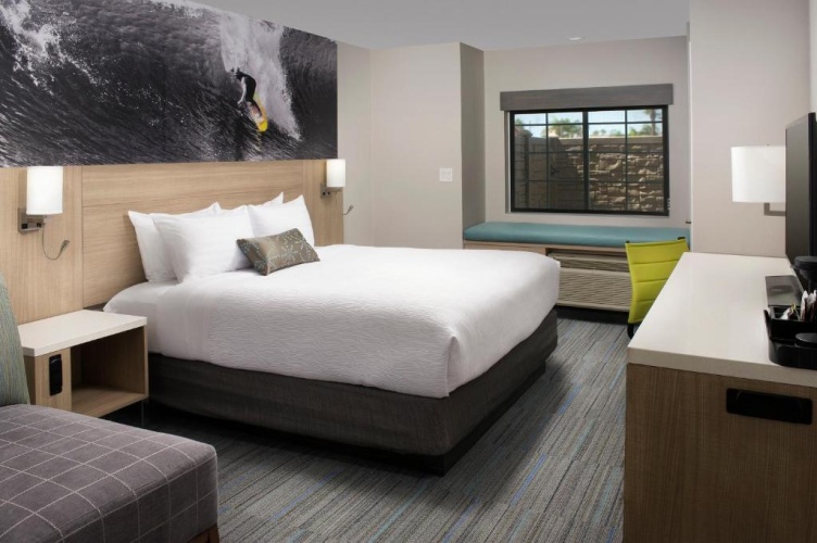Standard room with view