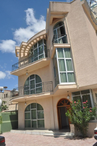 Tazina Guest House