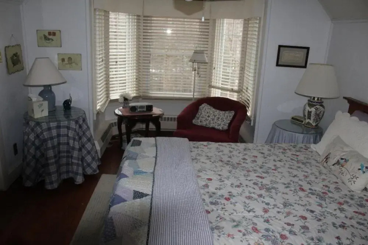 Fox Creek Inn LLC