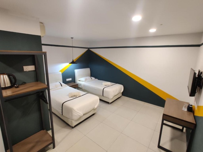 Standard Twin room