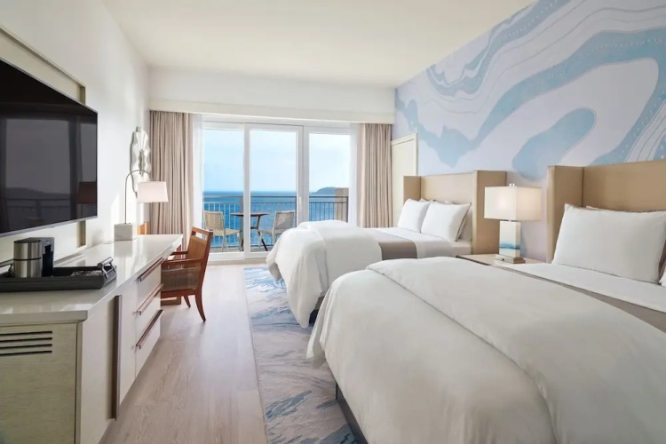 Standard Quadruple room with balcony and with ocean view