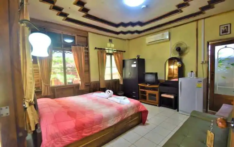 Phutarn Resort - Thong Pha Phum District