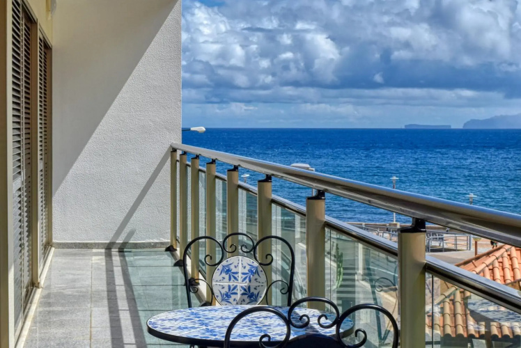 Machico Beach a Home in Madeira
