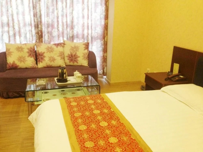 Xingangwan Business Hotel