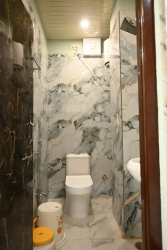 Trinetra Homestay
