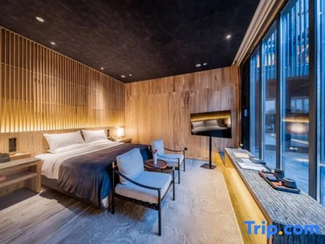 Standard Double room with courtyard view