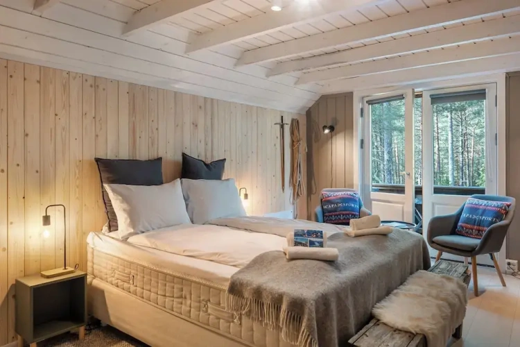 Standard room with balcony