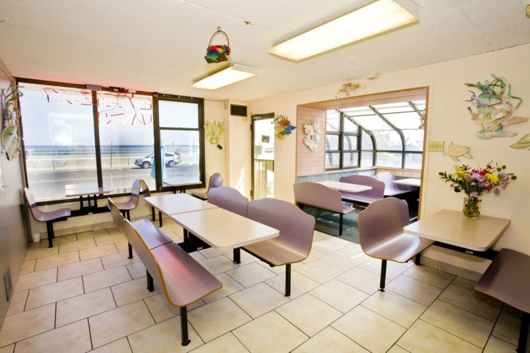 Aloha Oceanfront Motel