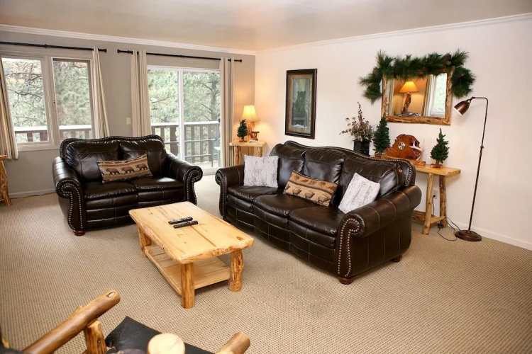 Fawn Valley Inn: 275