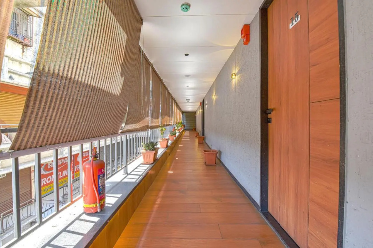 Fabhotel Udhna Inn