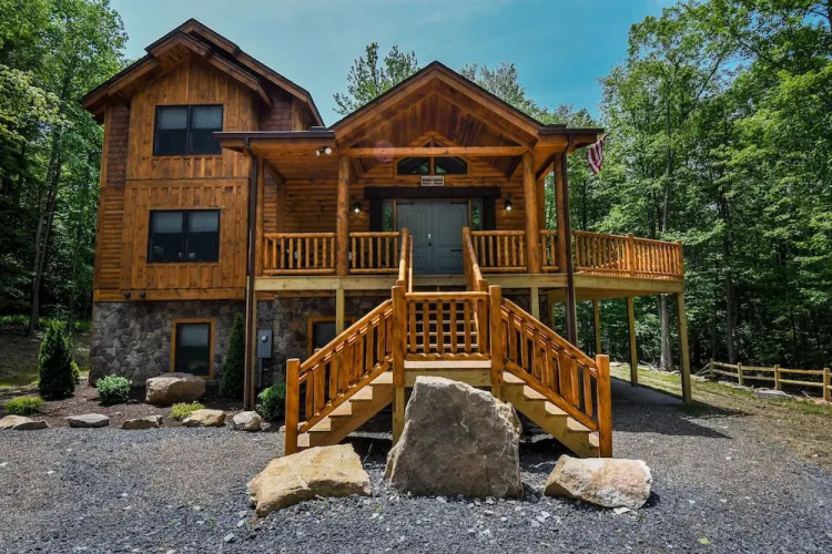 Nestled Hideaway House