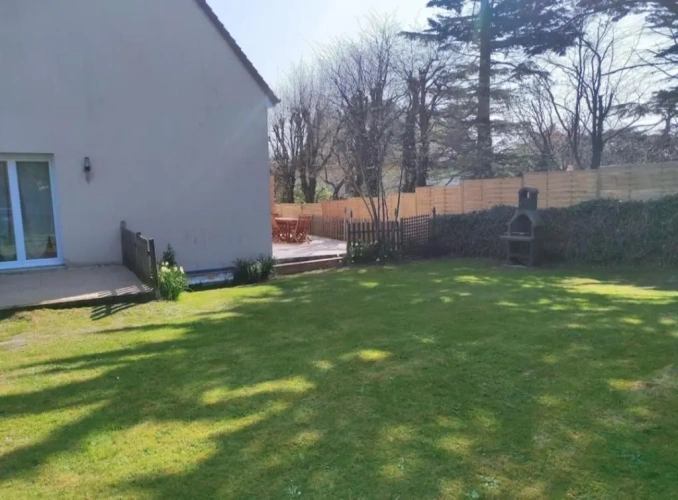 3 Bedrooms Cottage