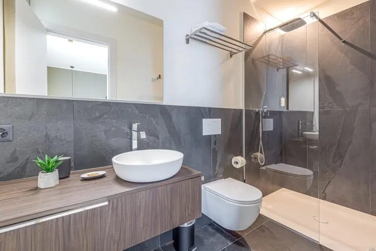 Icon H 601 Suite Executive