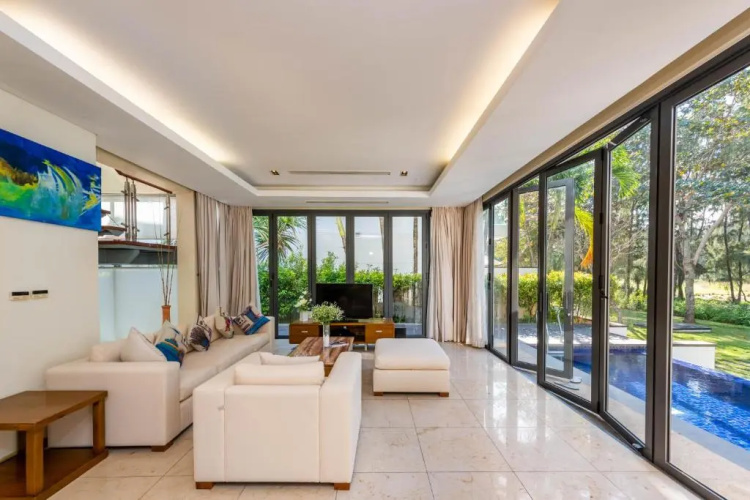 Wonderful Danatrip Beach Villas